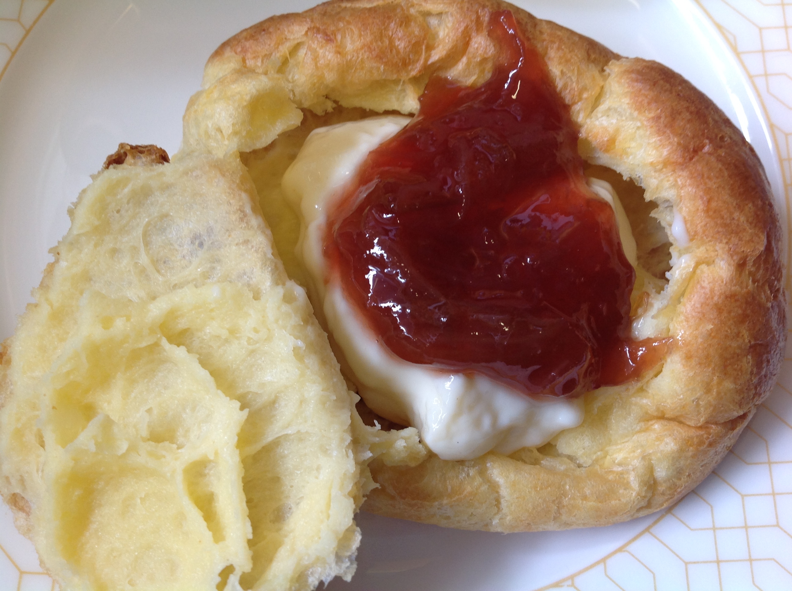 ルバーブジャム入りシュークリーム レシピ 作り方 By Findus 楽天レシピ ルバーブジャム入りシュークリーム レシピ 作り方 By Findus 楽天レシピ