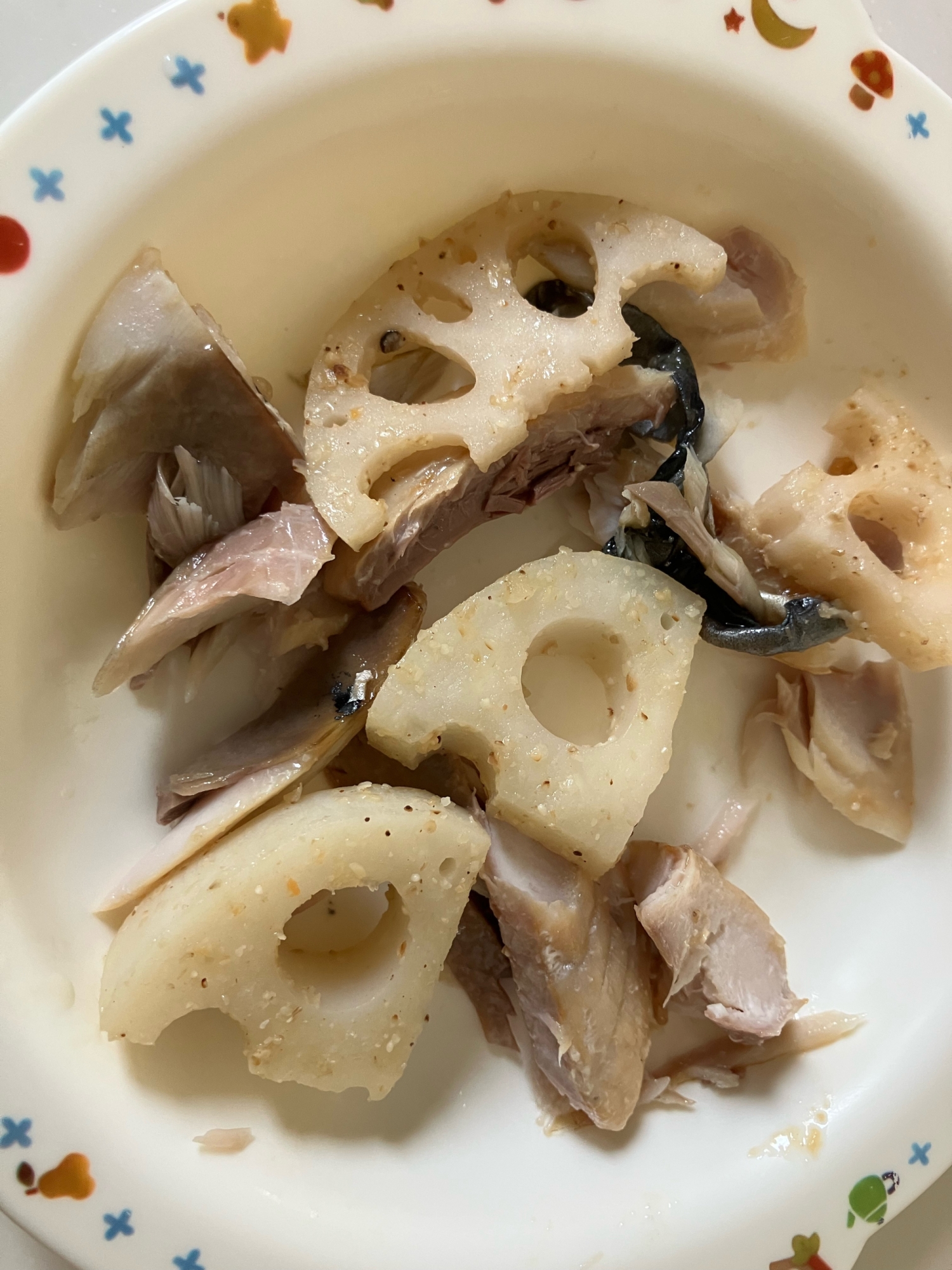 レンコンとサバの胡麻炒め