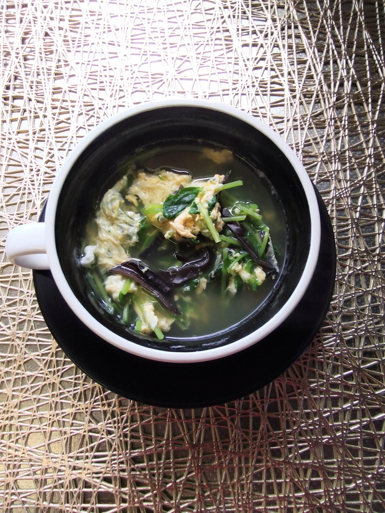 豆苗とキクラゲの中華スープ
