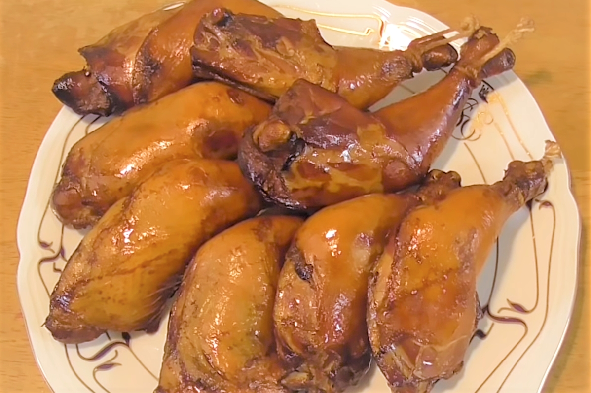 燻製器を使って 骨付きスモークチキン レシピ 作り方 By おさかな大将 楽天レシピ 燻製器を使って 骨付きスモークチキン レシピ 作り方 By おさかな大将 楽天レシピ