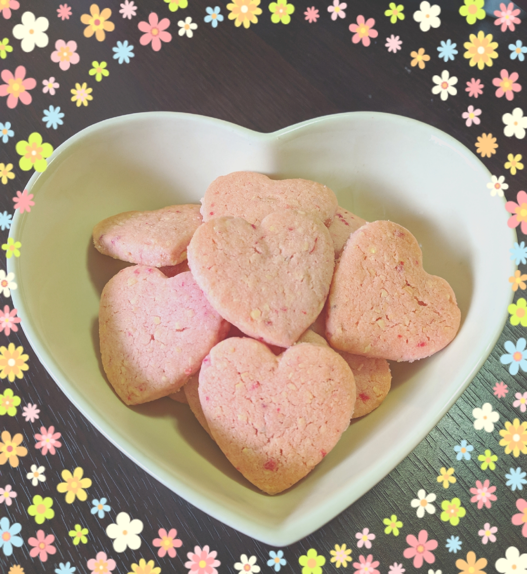 ビーツでピンクのサクッほろハートクッキー レシピ 作り方 By パタコさん 楽天レシピ ビーツでピンクのサクッほろハートクッキー レシピ 作り方 By パタコさん 楽天レシピ