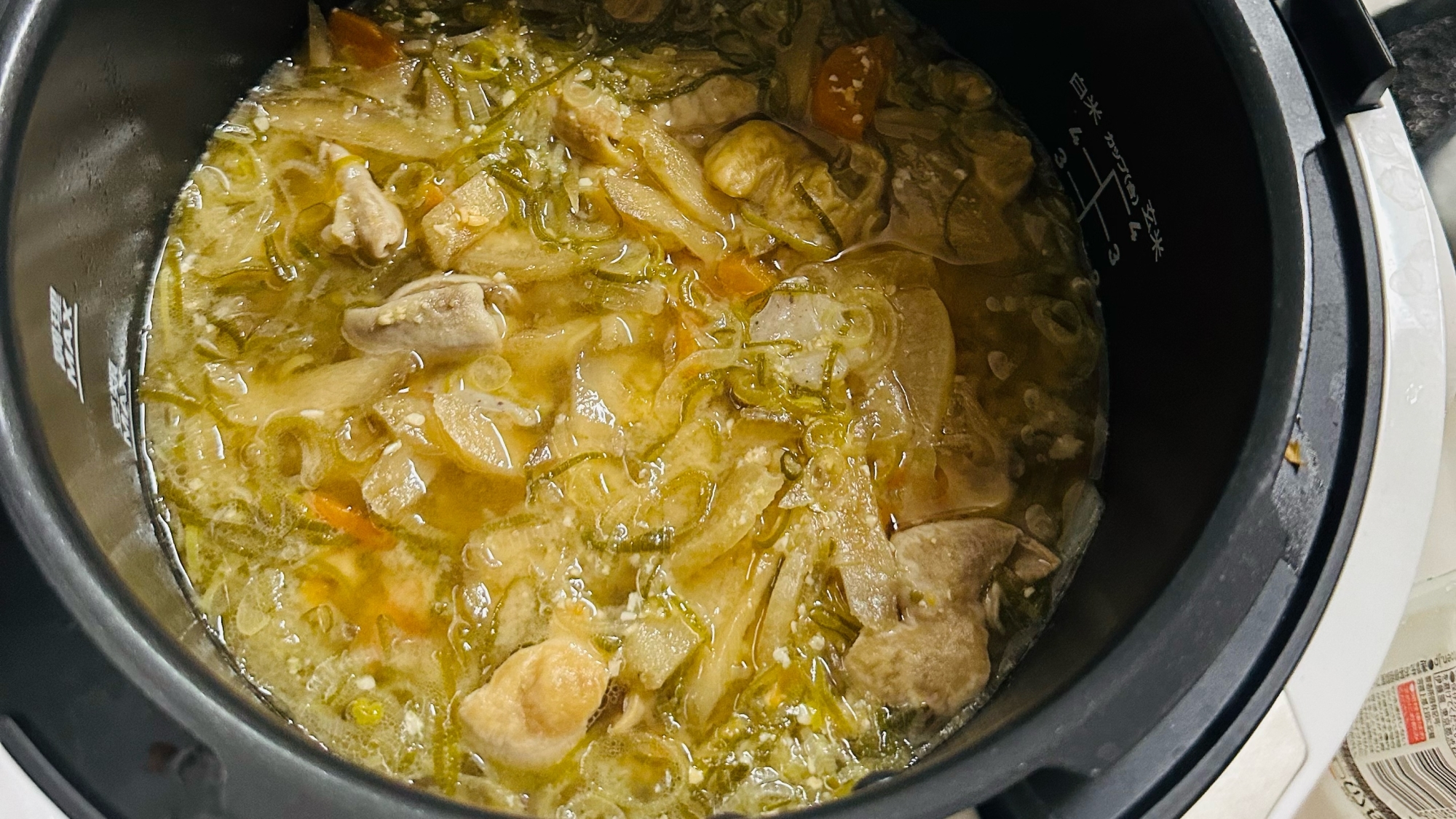 圧力鍋⭐けんちん汁セットで簡単モツ煮込み
