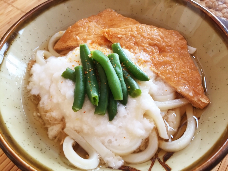 長イモとろろのきつねうどん