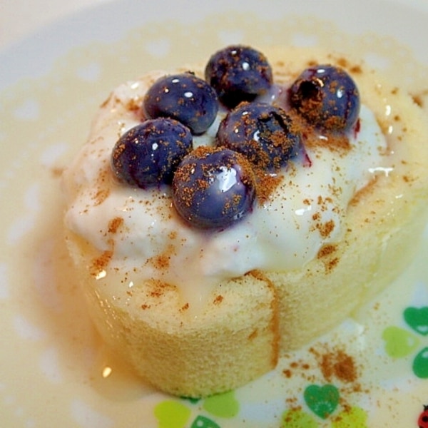 水切りヨーグルトとブルーベリーの生ロールケーキ レシピ 作り方 By ぷ みぃまま 楽天レシピ 水切りヨーグルトとブルーベリーの生ロールケーキ レシピ 作り方 By ぷ みぃまま 楽天レシピ