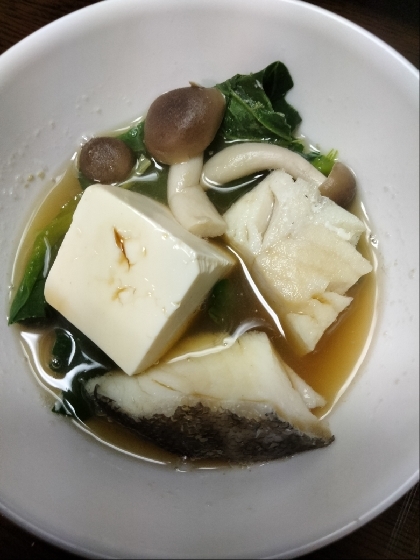 鱈ときのこのシンプル鍋