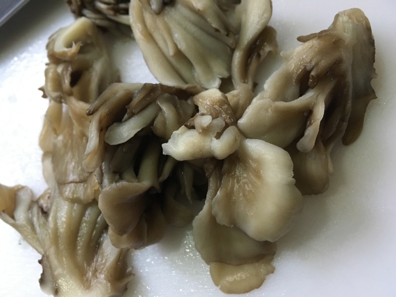 舞茸のアク抜き レシピ 作り方 By あじゃじゃ 楽天レシピ 舞茸のアク抜き レシピ 作り方 By あじゃじゃ 楽天レシピ