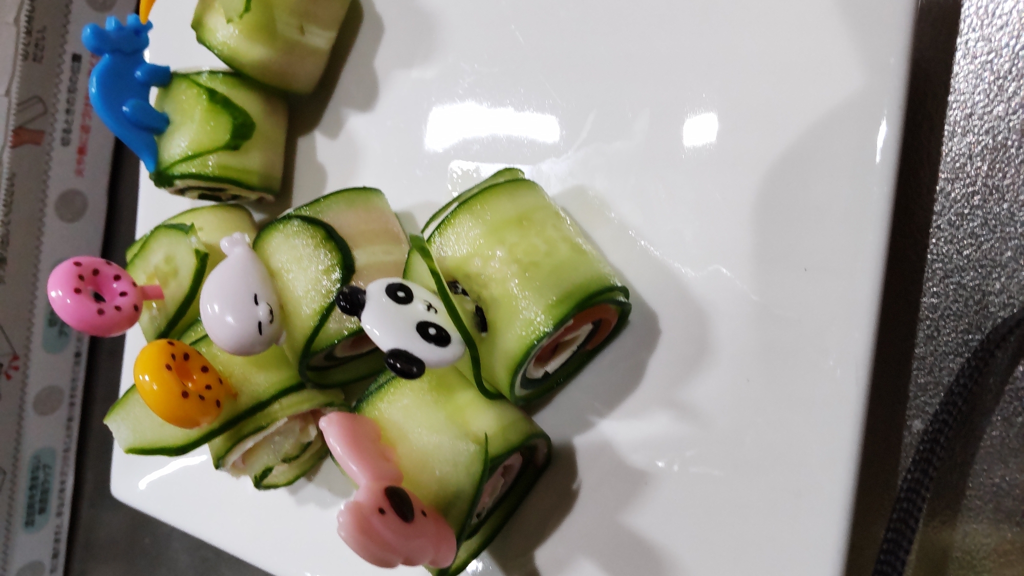 お弁当にくるくるハムチーズきゅうり巻 レシピ 作り方 By まよ0520 楽天レシピ お弁当にくるくるハムチーズきゅうり巻 レシピ 作り方 By まよ0520 楽天レシピ