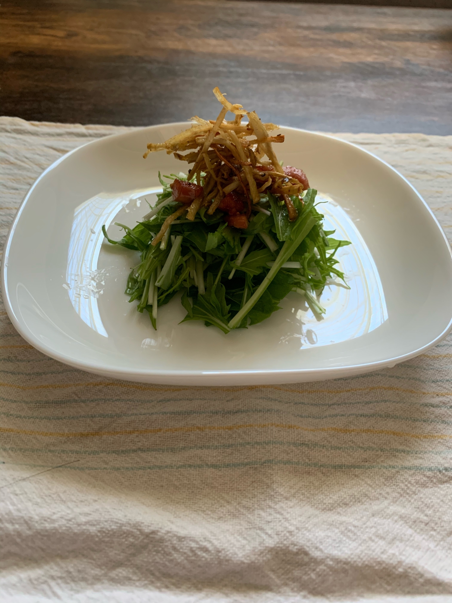 ごぼうパリパリ水菜サラダ