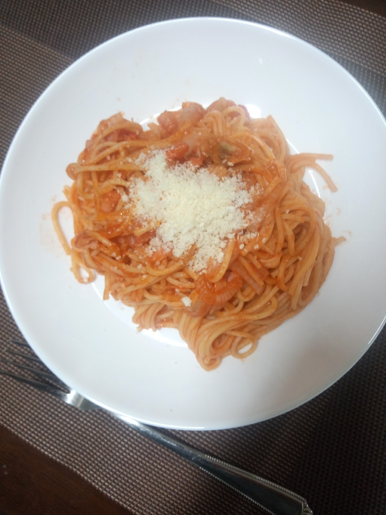 シーフードミックスとベーコンの簡単スパゲッティ