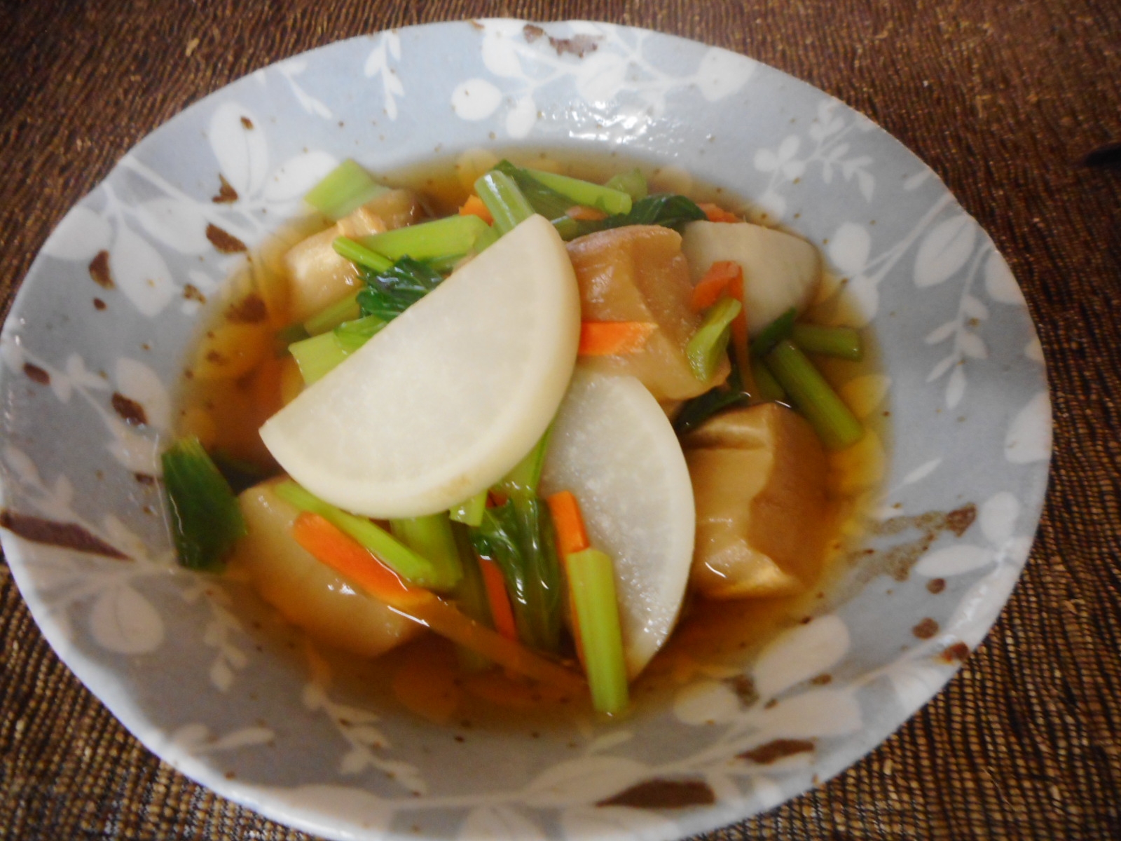 カブとお麩の煮浸し