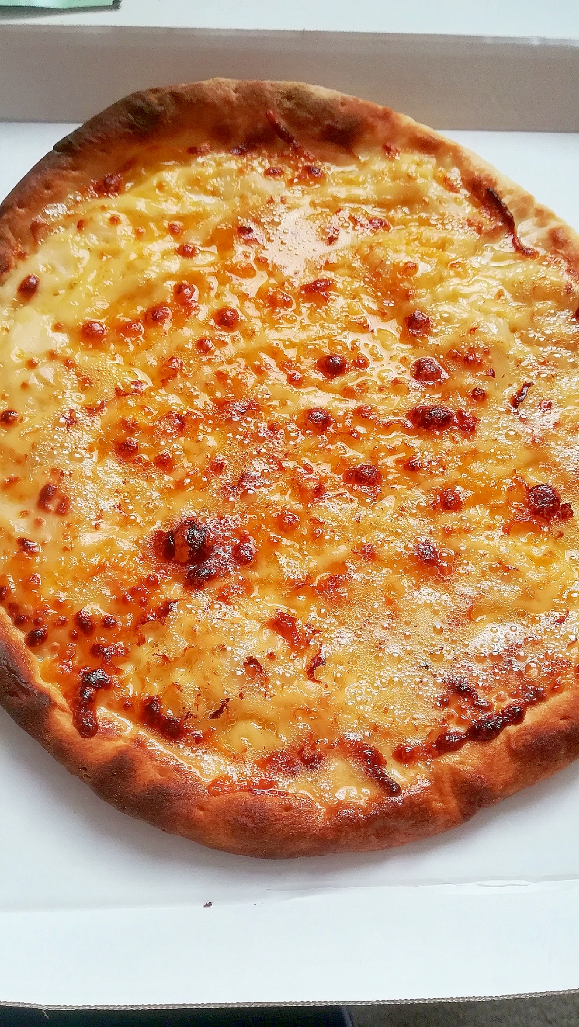 おつまみ★３種のチーズとマヨネーズのピザ
