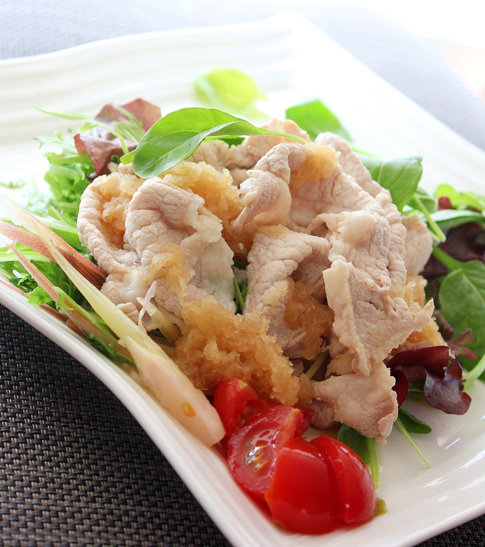 冷しゃぶサラダ 自家製 大根おろしドレッシングがけ レシピ 作り方 By ラムちゃん1224 楽天レシピ