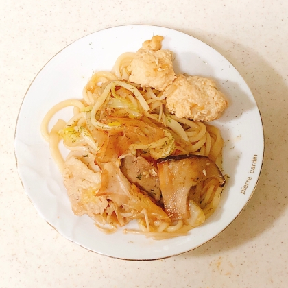 ブロッコリーの茎入り☆美味しい焼そば(豚こま肉)