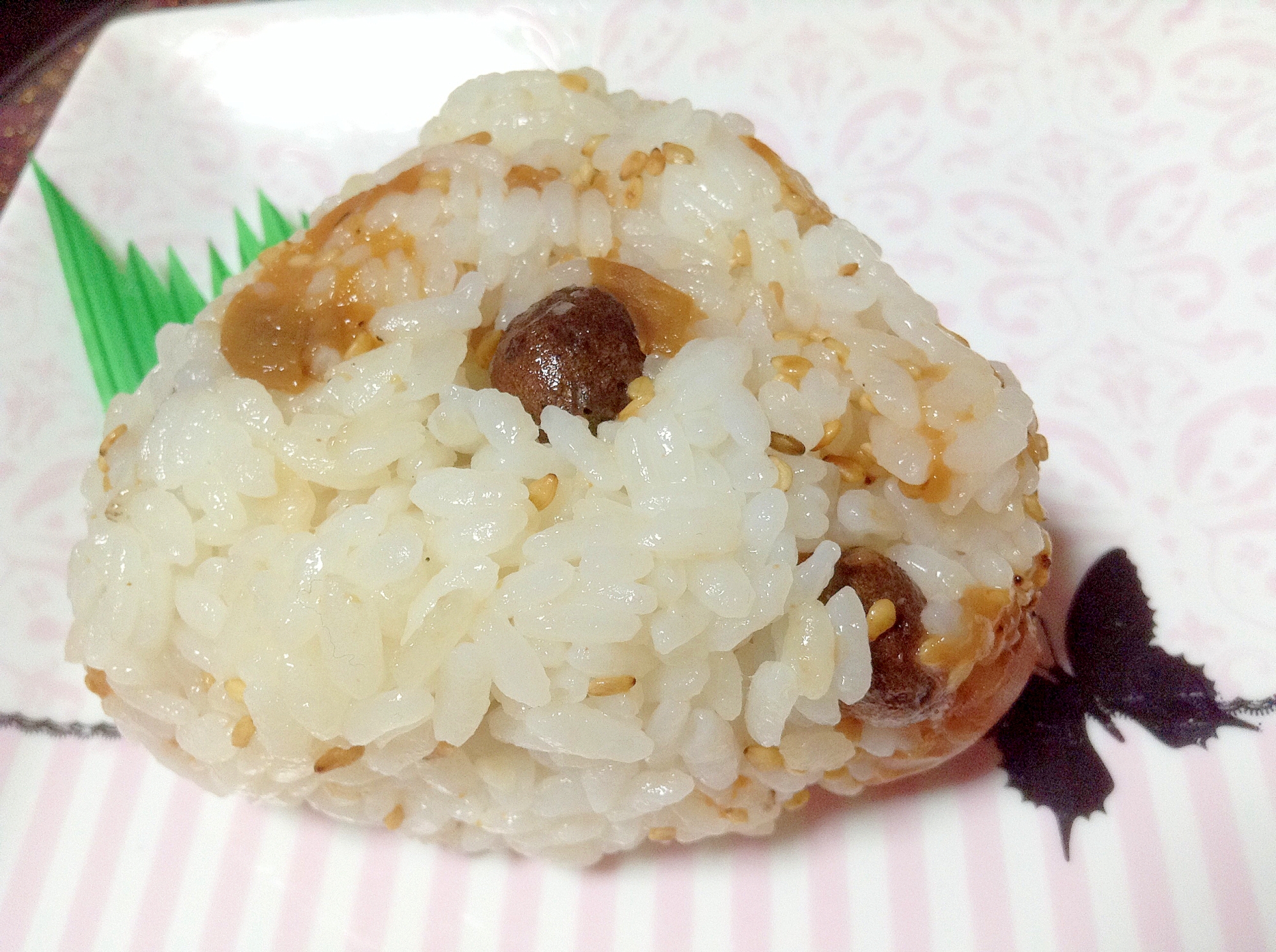 むかごご飯 梅干し 胡麻 おにぎり レシピ 作り方 By やなママ 楽天レシピ むかごご飯 梅干し 胡麻 おにぎり レシピ 作り方 By やなママ 楽天レシピ