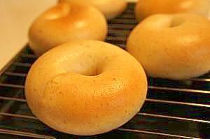 基本のベーグル(詳細な手順付き)