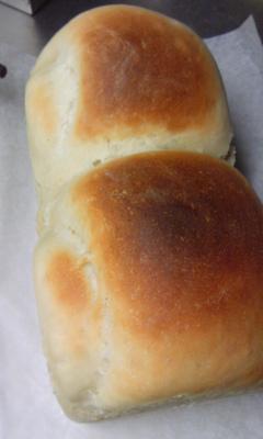 HB★玄米入り食パン