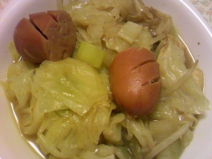 ポークソーセージ野菜カレースープ