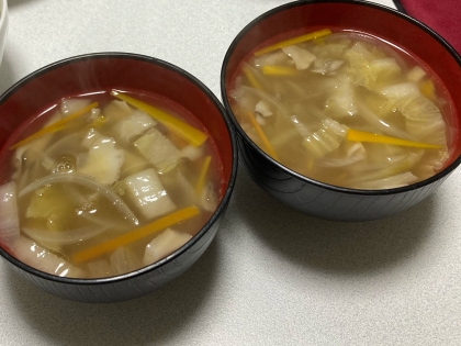 白菜で作りました！オイスターソースとごま油でとっても美味しくなりますね♪ごちそうさまでした☆