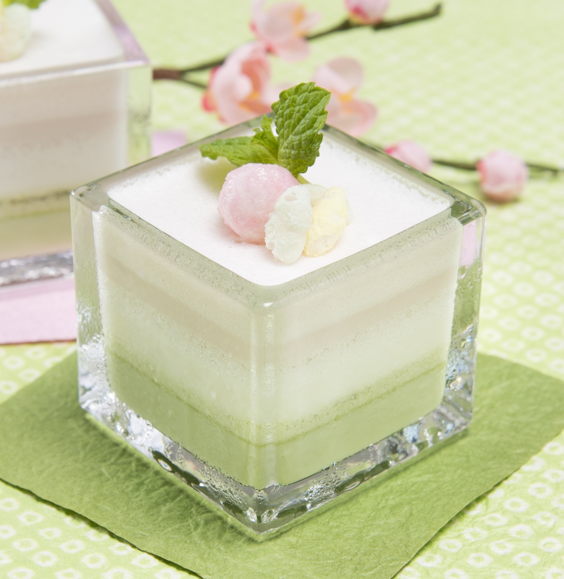 ひなまつりのお祝いに カラフル三色ひしもちムース レシピ 作り方 By 楽天出店店舗 エイワ マシュマロランド 楽天レシピ