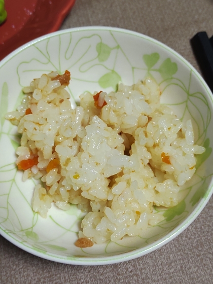 ちょっと残った大根とにんじんの煮物で　炊き込みご飯