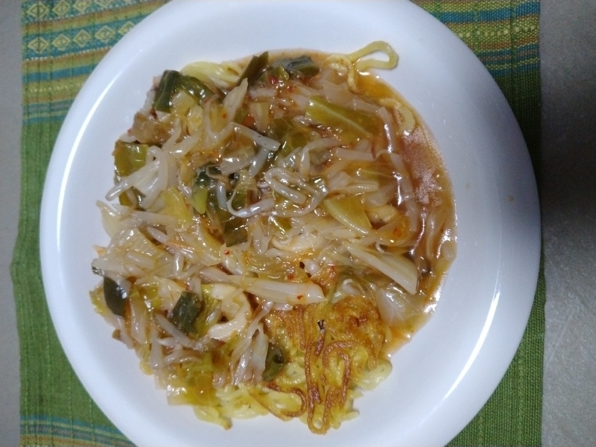 ピリ辛が美味しい！野菜たっぷり！あんかけ焼きそば