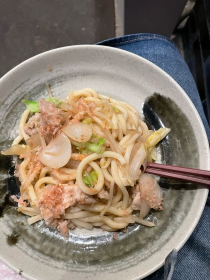 焼きうどん（しょうゆ風味）