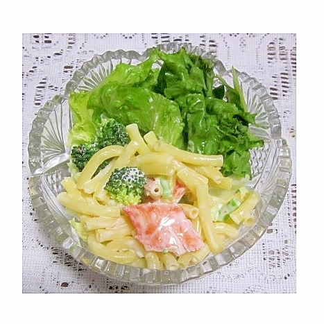 マカロニサラダ（ブロッコリー・カニかま）