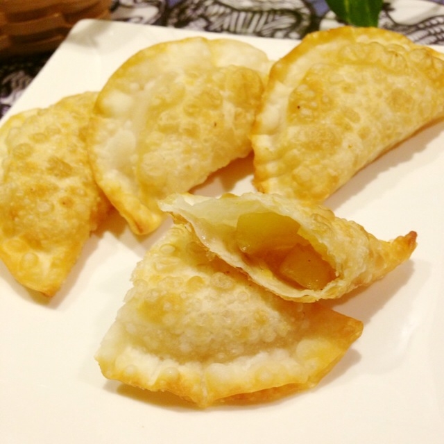 フライパン*ぎょうざの皮アップルパイ