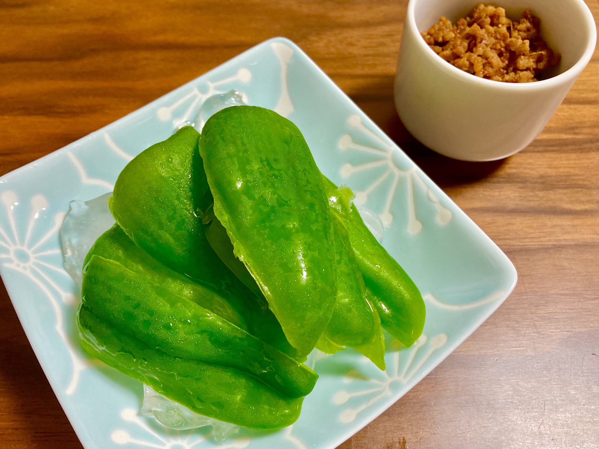 冷やしピーマン＊担々肉味噌添え