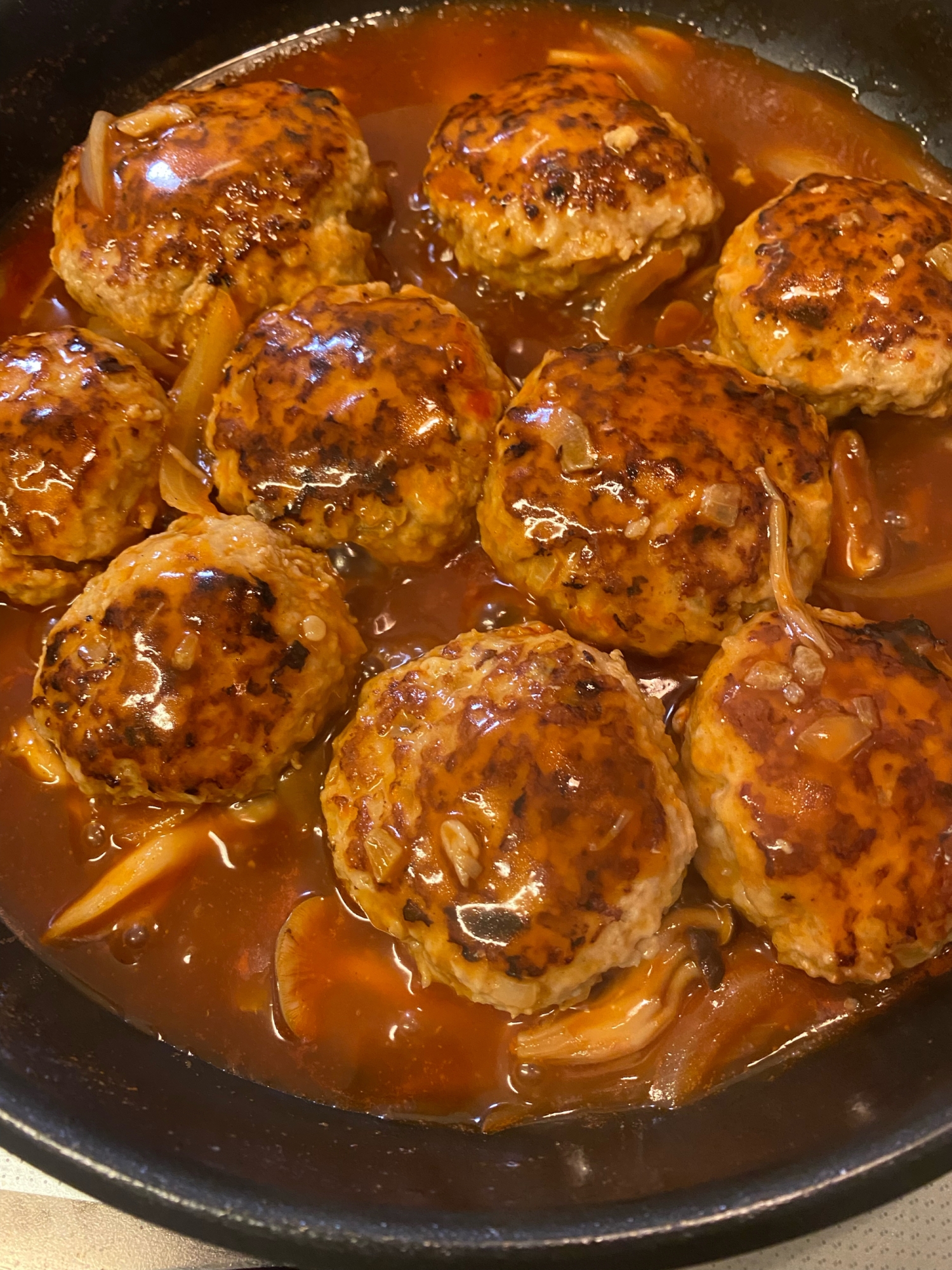 煮込みハンバーグ
