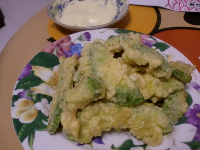 固いアボカドを美味しく変身 アボカドの天ぷら レシピ 作り方 By Hottyoi 楽天レシピ