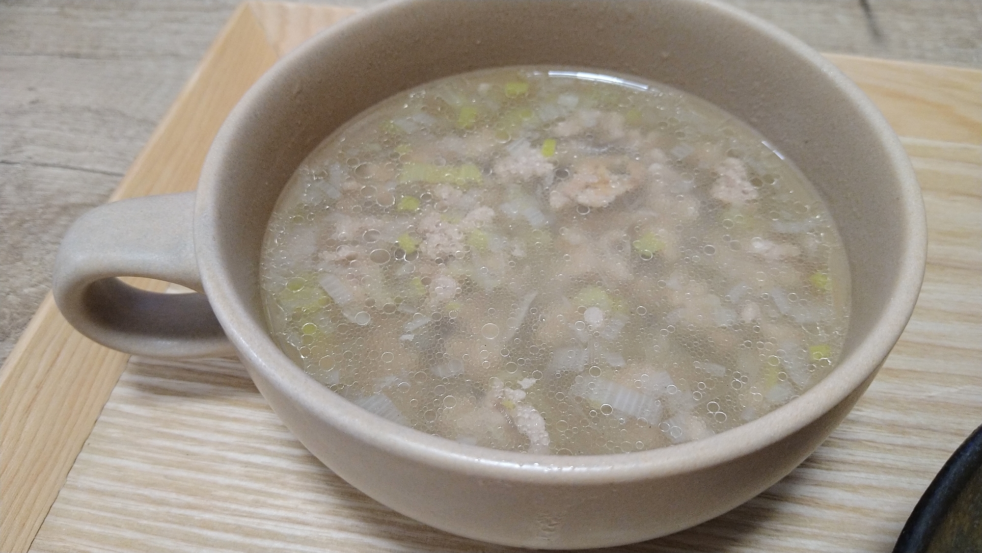 ひき肉入り春雨スープ