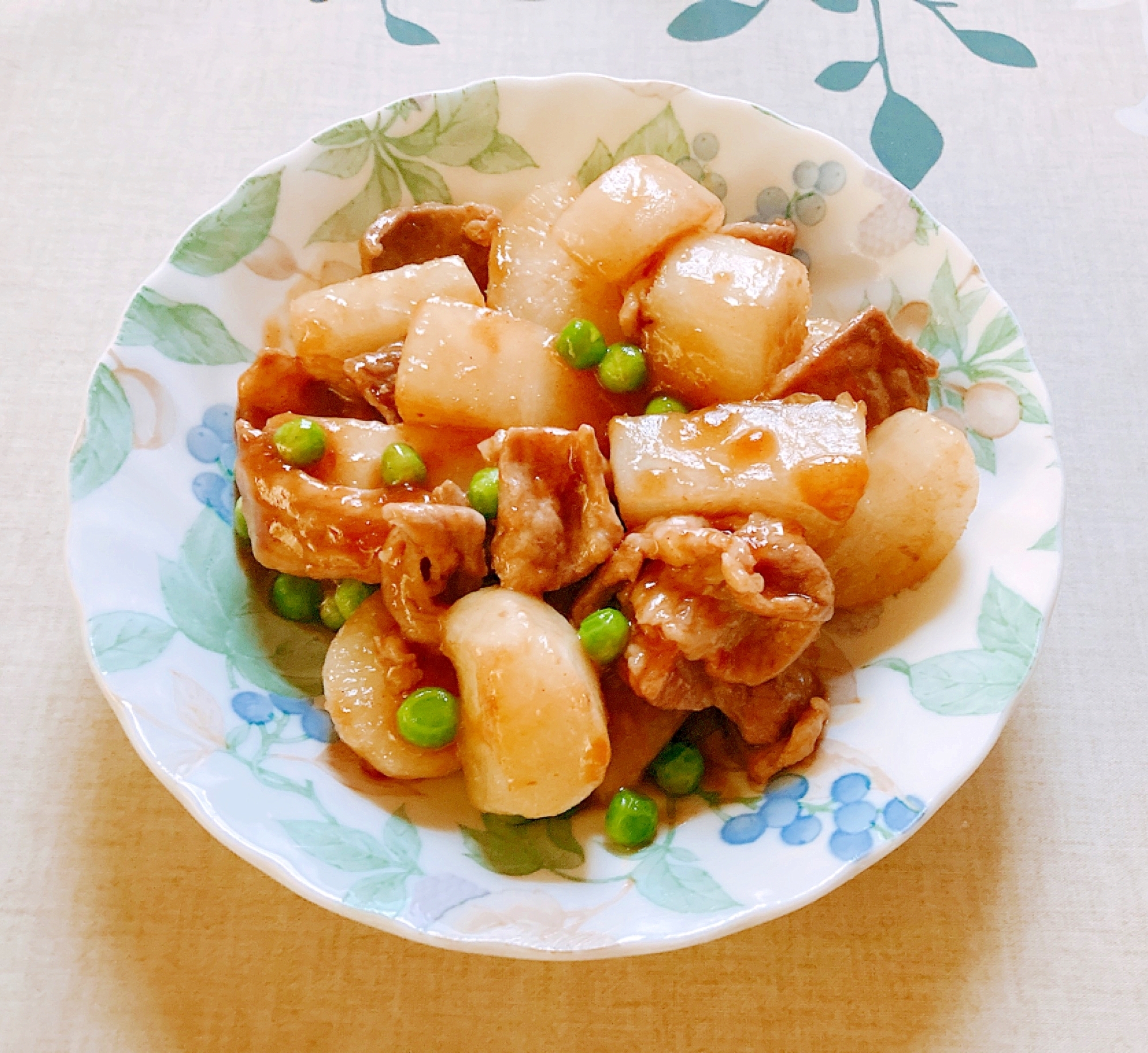 大根と豚肉とグリーンピースの炒め煮