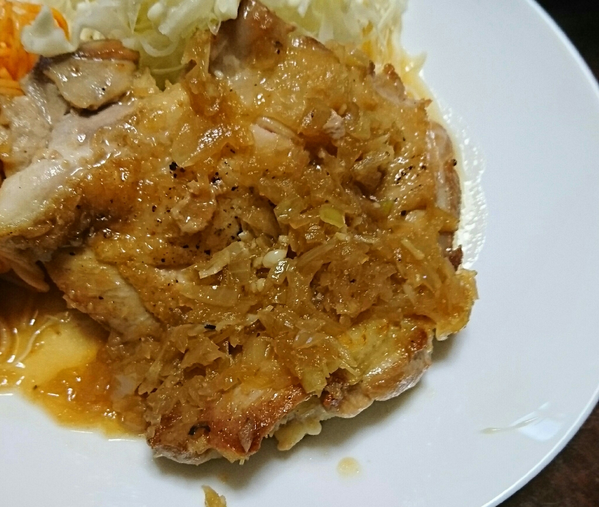 鶏肉の玉ねぎソースかけ