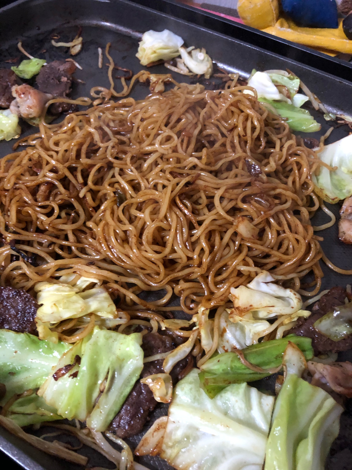 ホットプレートでジンギスカン焼きそば