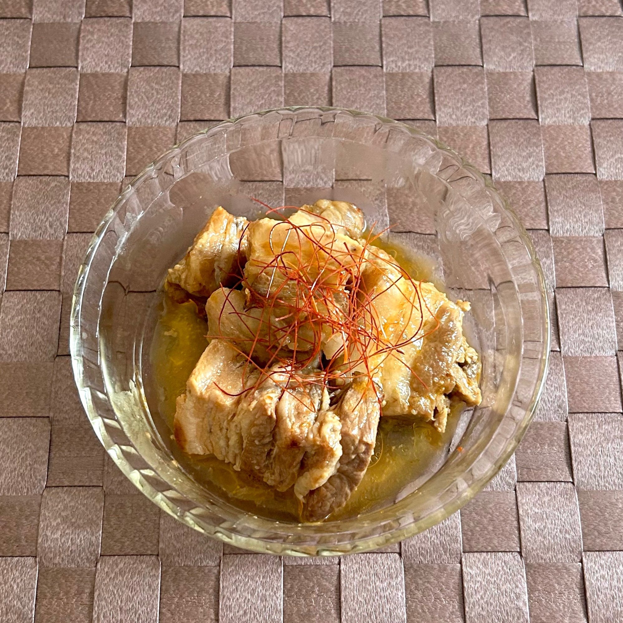 【炊飯器で】豚バラのピリ辛角煮