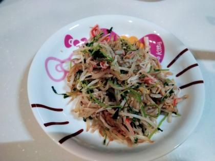 レンジで簡単♡甘みが美味♡もやしと豆苗のごま和え
