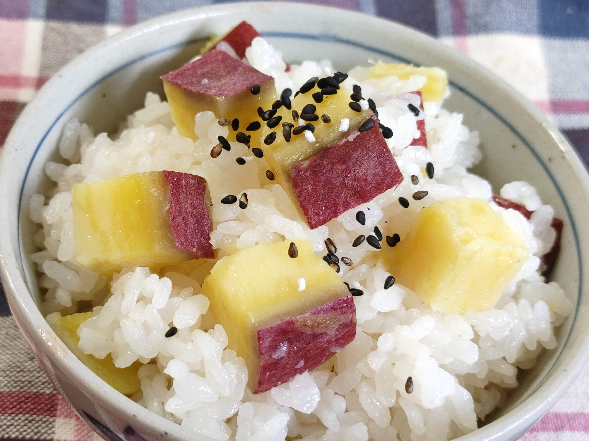 ストウブDe秋だけじゃない♪白だし香るさつま芋ご飯