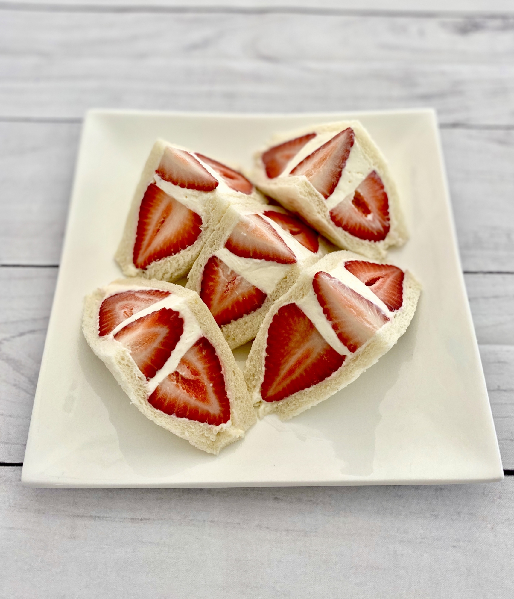 いちごのクリームチーズホイップサンド レシピ 作り方 By Tres Sugar Kitchen 楽天レシピ