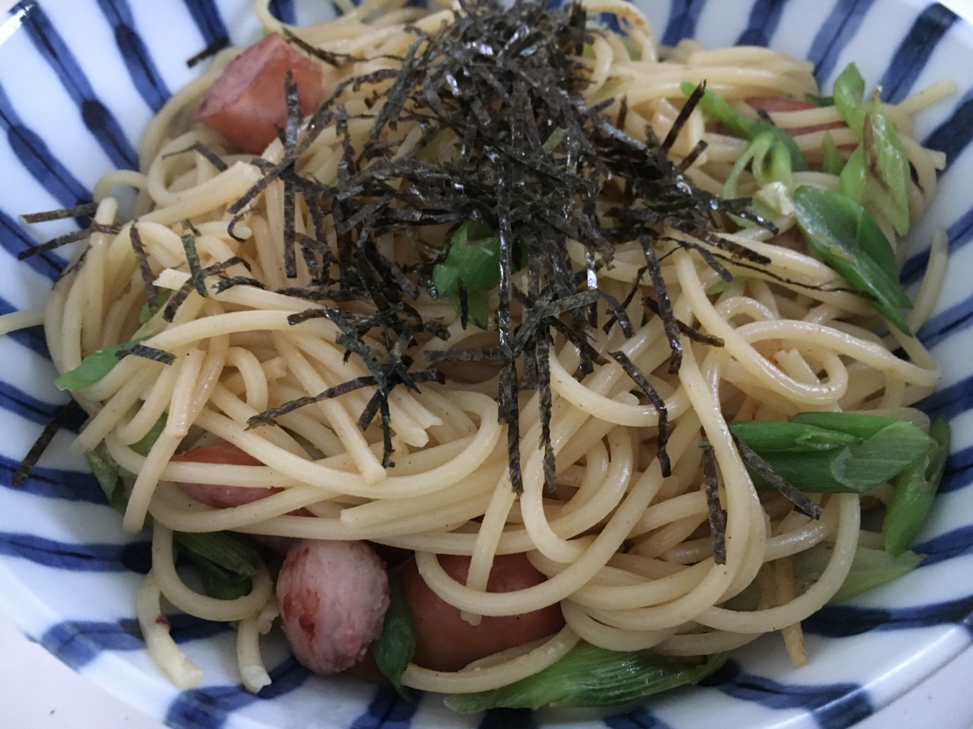 ウインナーと長ネギの和風パスタ。