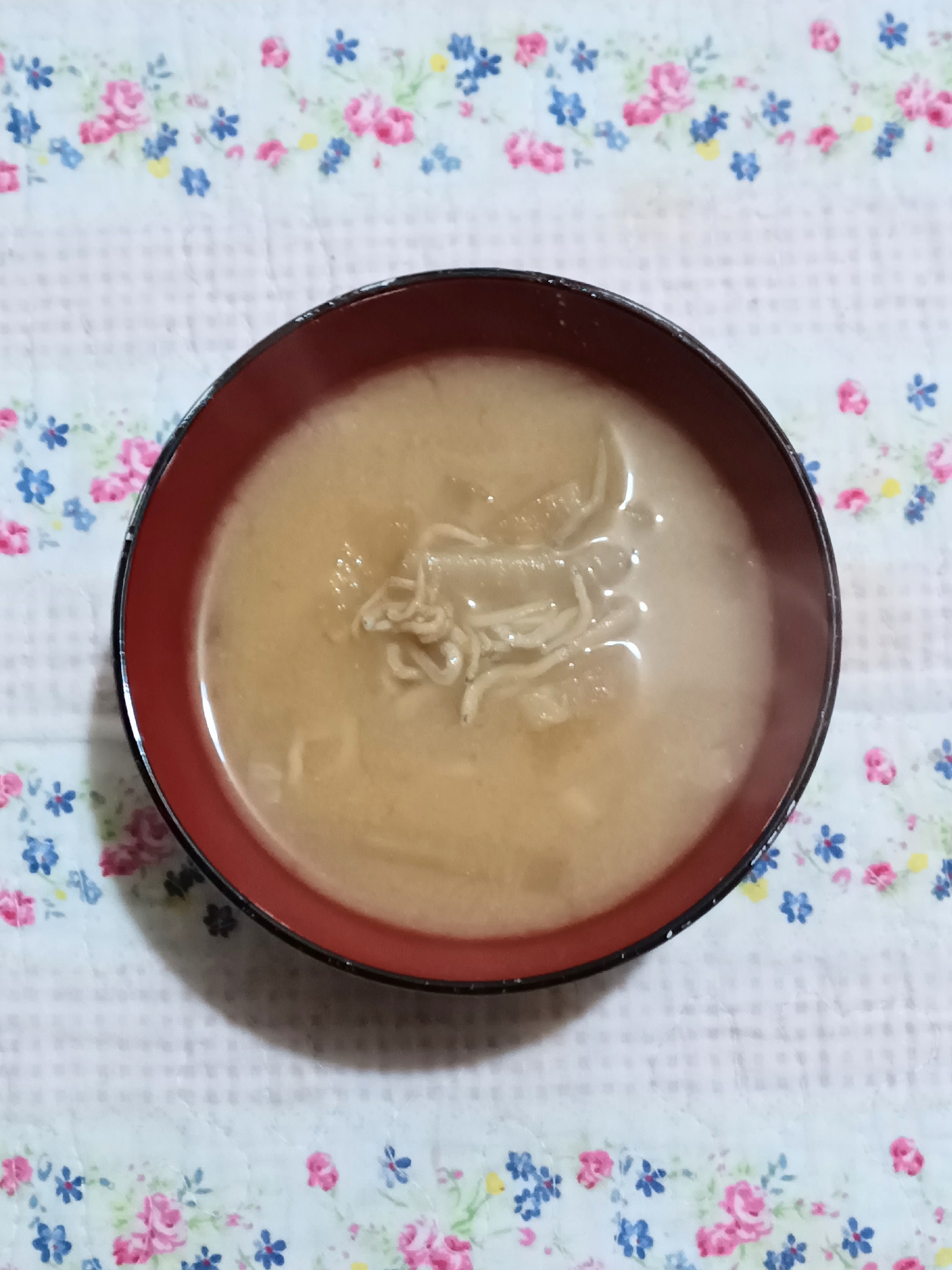 ちりめんじゃこ入り!大根とささがきごぼうの味噌汁★