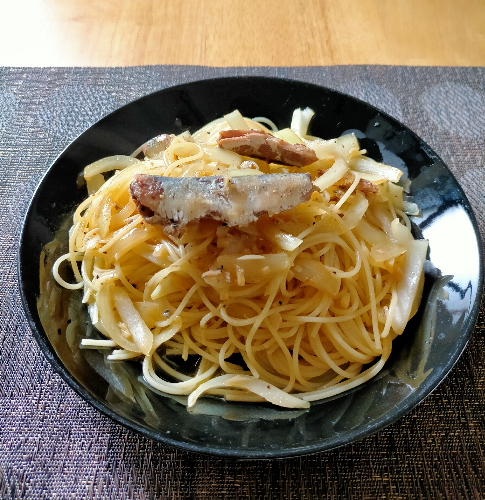 オイルサーディンと玉ねぎのパスタ☆