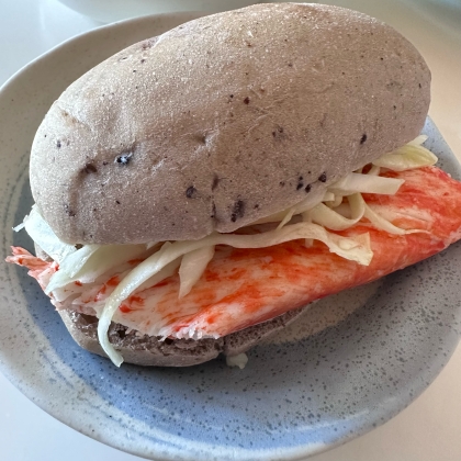 これ食べたかったのです！！おいし〜返しします♡肉厚なカニカマなので大満足でしたꔛꕤ レシピありがとうございます♡連休は休めましたか？？