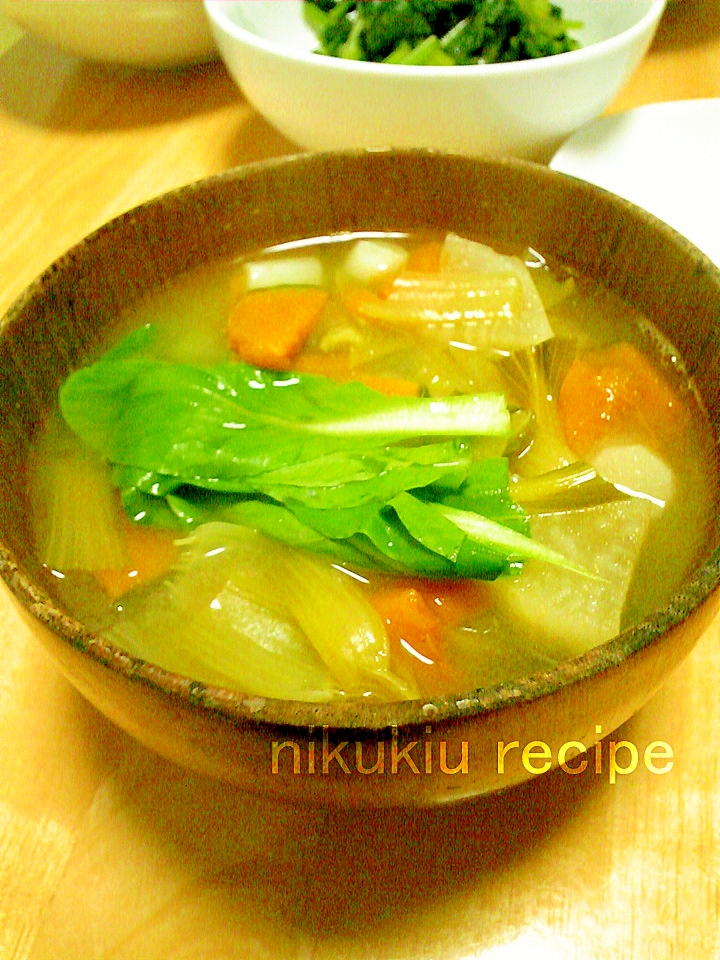 チンゲン菜・大根・かぼちゃの味噌汁