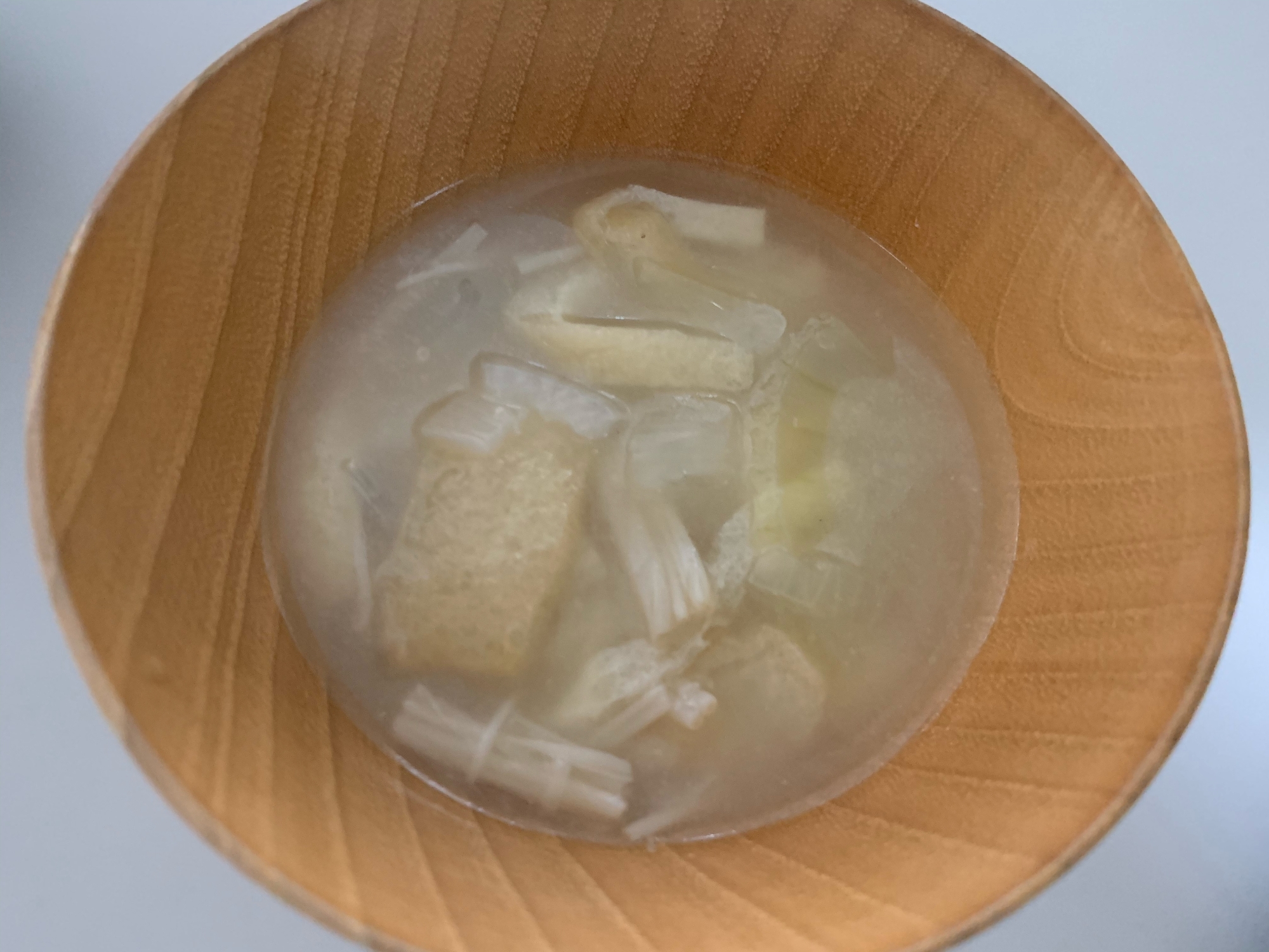 玉ねぎ・えのき・油揚げの味噌汁♪