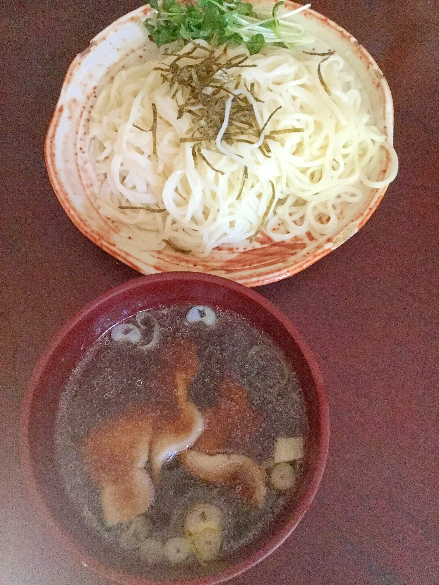 豚バラの肉汁そうめんwithかいわれ。