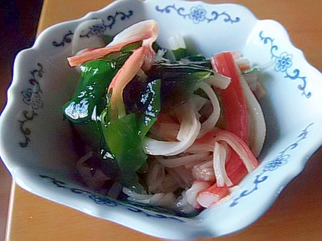 ワカメとカニかまの酢の物