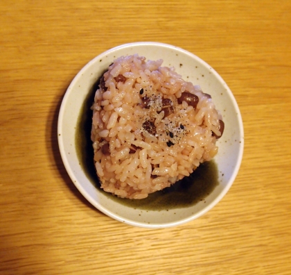 北海道小豆使用の赤飯おにぎり