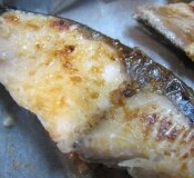 ■フライパン１つで出来る■塩麹漬け焼き魚