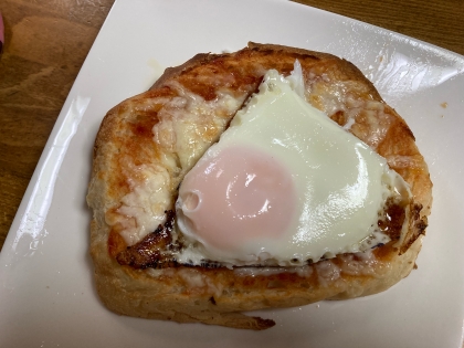 簡単朝ごはん☆目玉焼きトースト